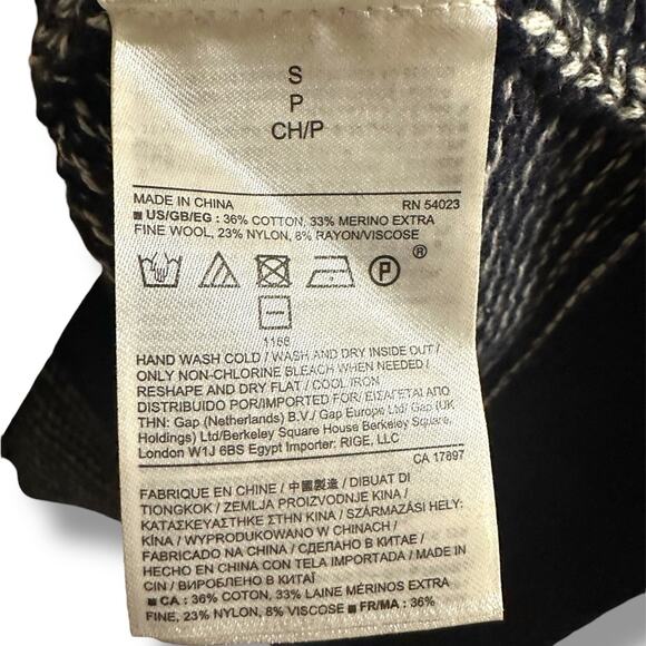 Men’s Banana Republic dark navy and White Marino wool Knit  crew neck sweater Sm - Picture 4 of 4